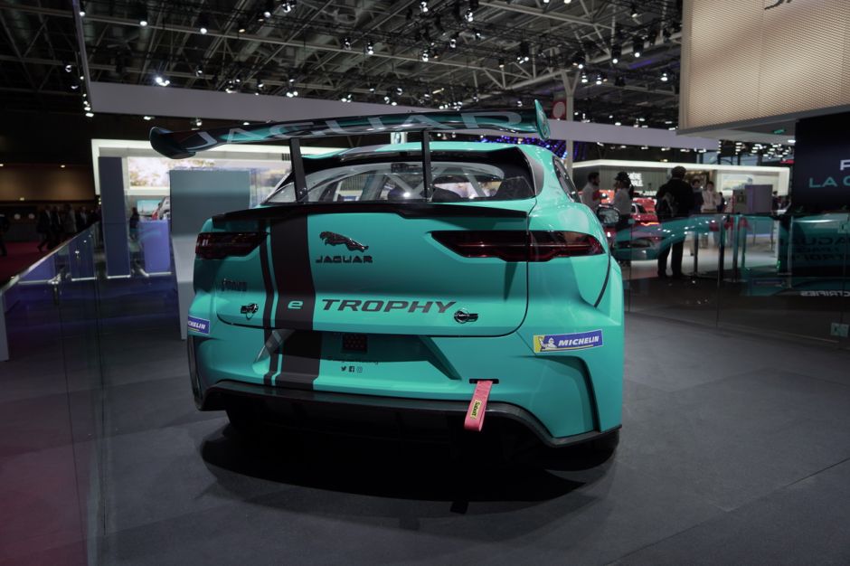 Jaguar I Pace Vs Audi E Tron