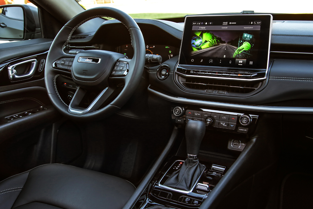 Photo 3 Jeep Compass restylé 80th Anniversary Jeep Compass (2022