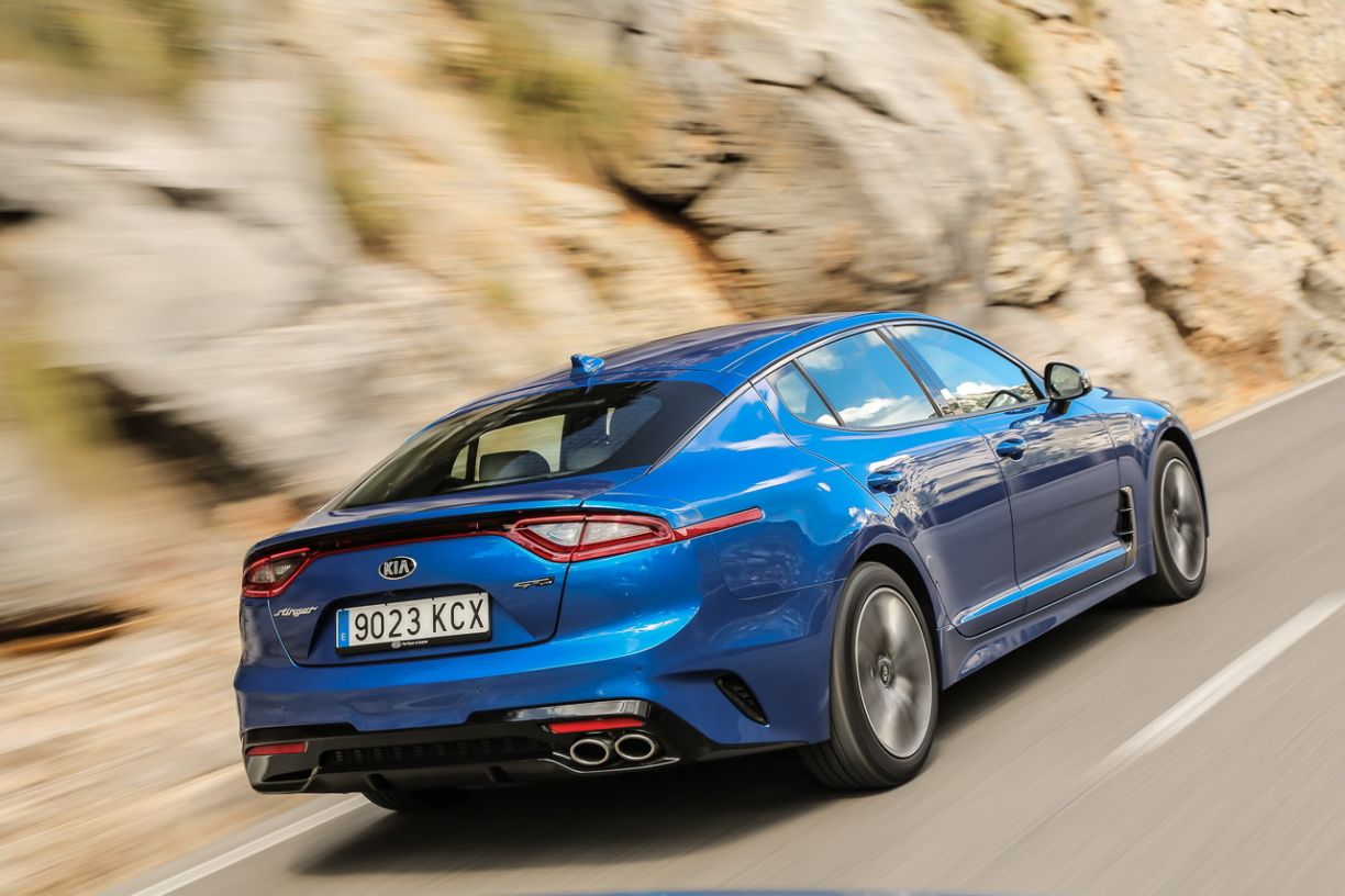 Essai Kia Stinger notre avis sur l'Audi A5 Sportback coréenne