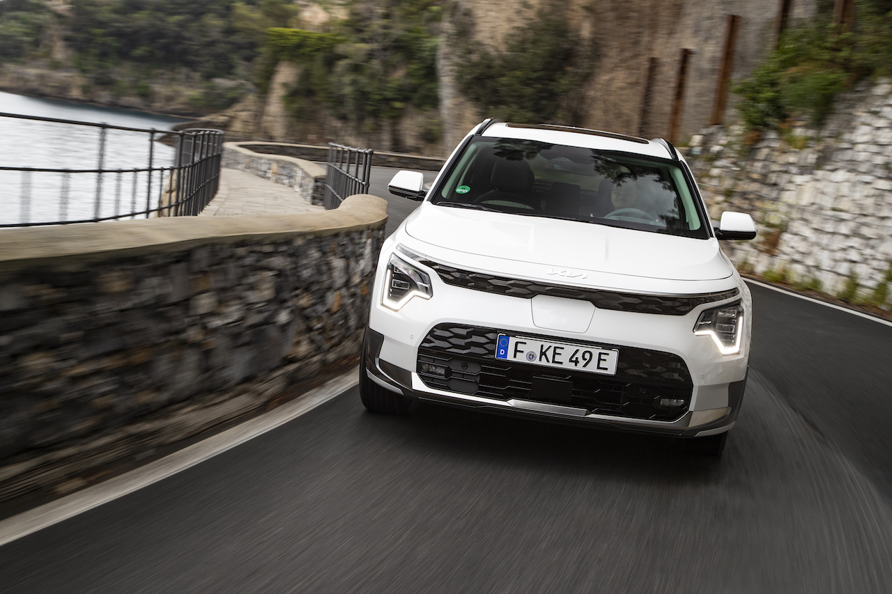 Kia Niro EV (2022) test behind the wheel of the new electric Niro
