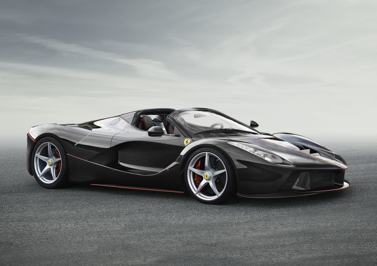 Ferrari LaFerrari « cabriolet » 2016 : premières photos officielles