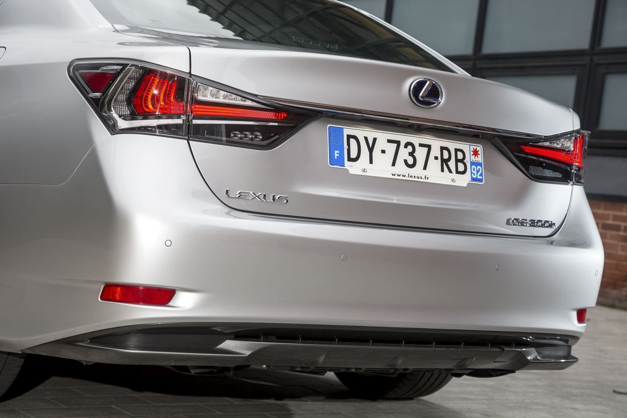 Essai Lexus Gs 300h 16 Douceur Puissance Et Bonus