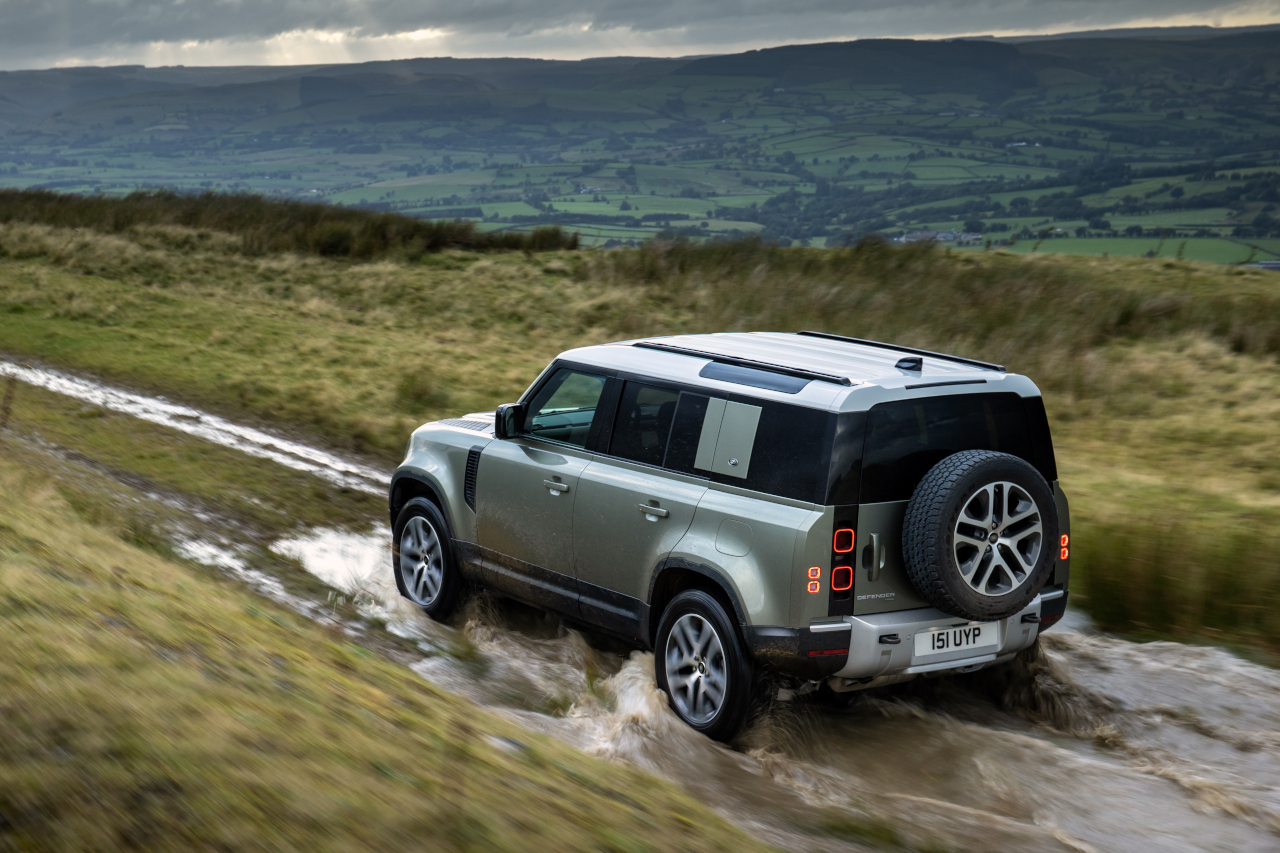 Photo 4 Land Rover Defender toutterrain Prix Land Rover Defender (2021). Version hybride et