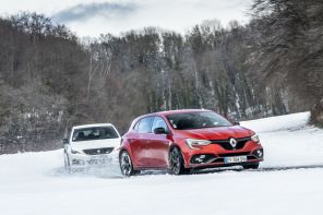 Peugeot 308 GTi 263 vs Renault Mégane RS 280 : le match en 35 images