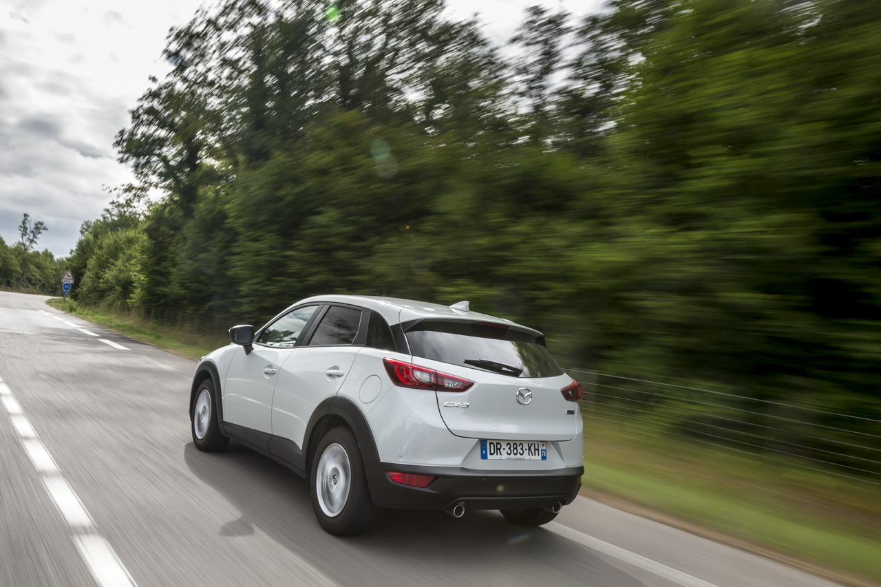 Mazda CX3 (2018) les prix du nouveau diesel 1.8 SkyactivD 115