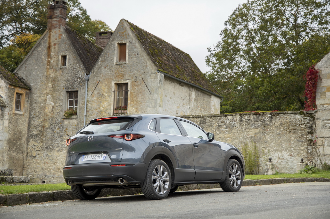 Photo 16 prix mazda cx 30 inspiration Essai Mazda CX30 SkyactivX le SUV à essence sans