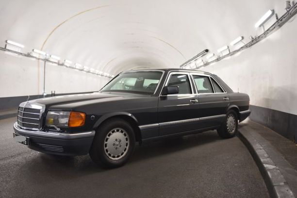une mercedes 560 sel ex 233 mir du qatar en vente sur quot le bon une mercedes 560 sel ex 233 mir du qatar en vente sur quot le bon