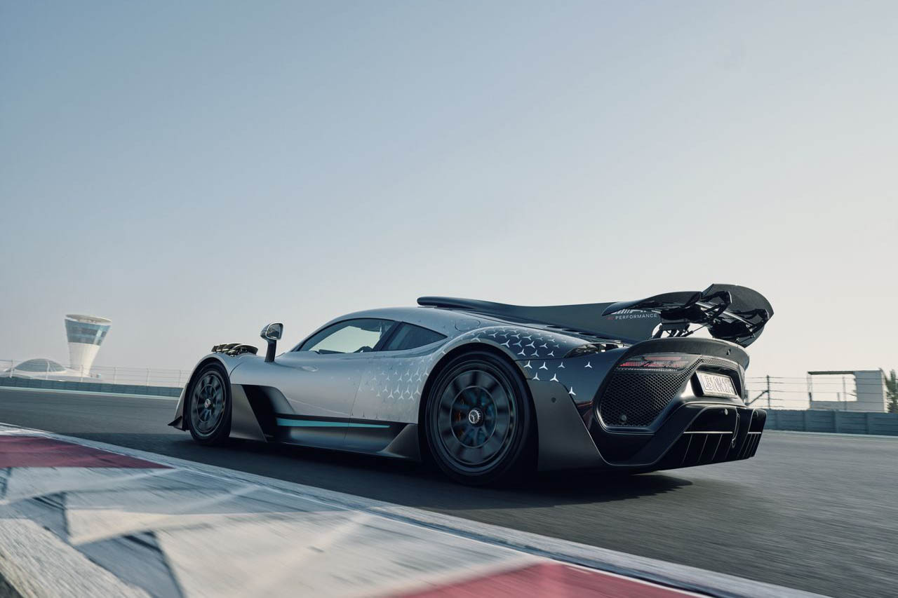 Mercedes AMG One (2022). A bord de l'hypercar aux g�nes de F1 !