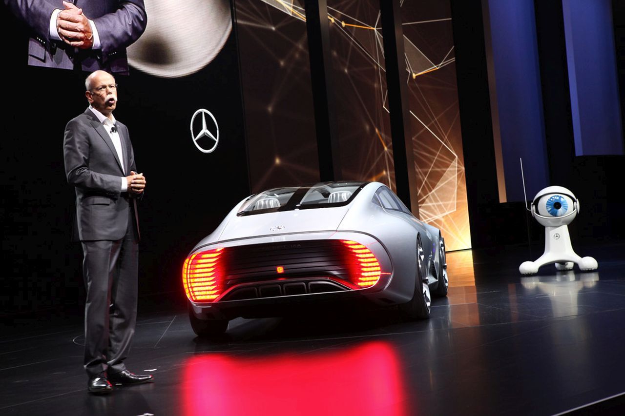 mercedes-concept-iaa-francfort-2015-07.jpg