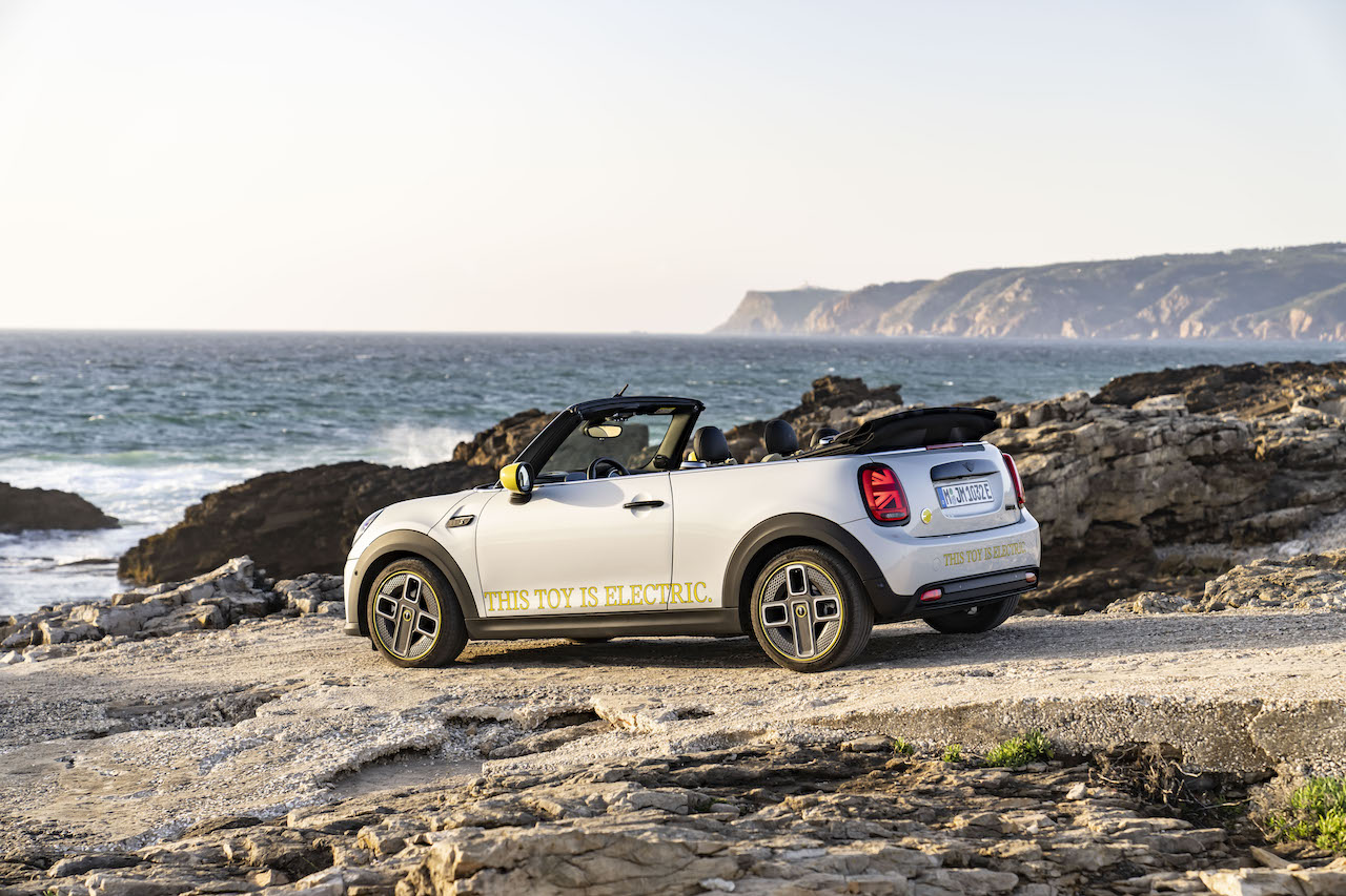 Future Electric Mini