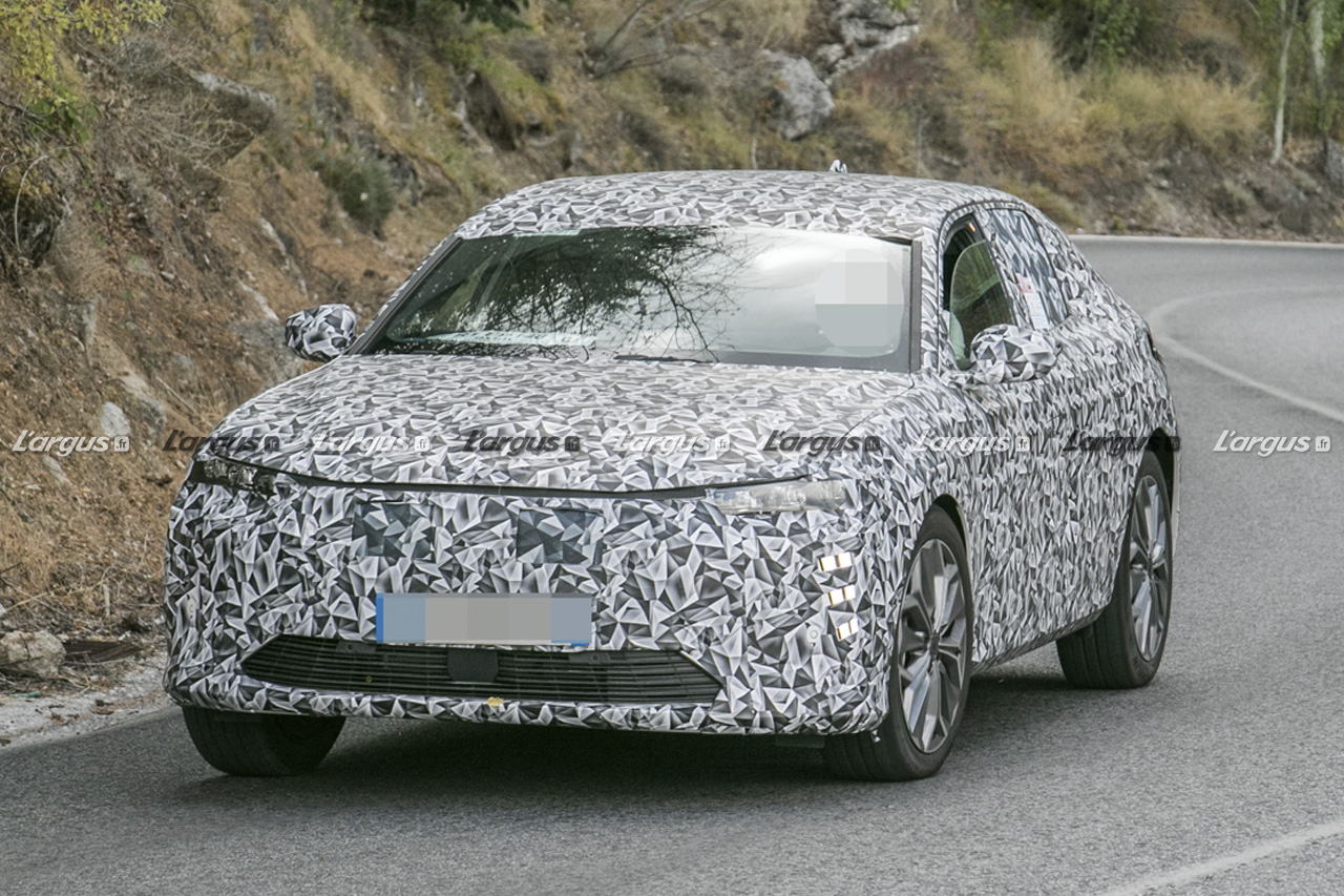 DS4 2 (2021). La berline compacte peaufine ses réglages au Ventoux - Photo #10 - L'argus