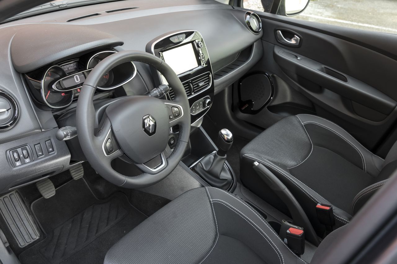 Nissan Micra Vs Renault Clio