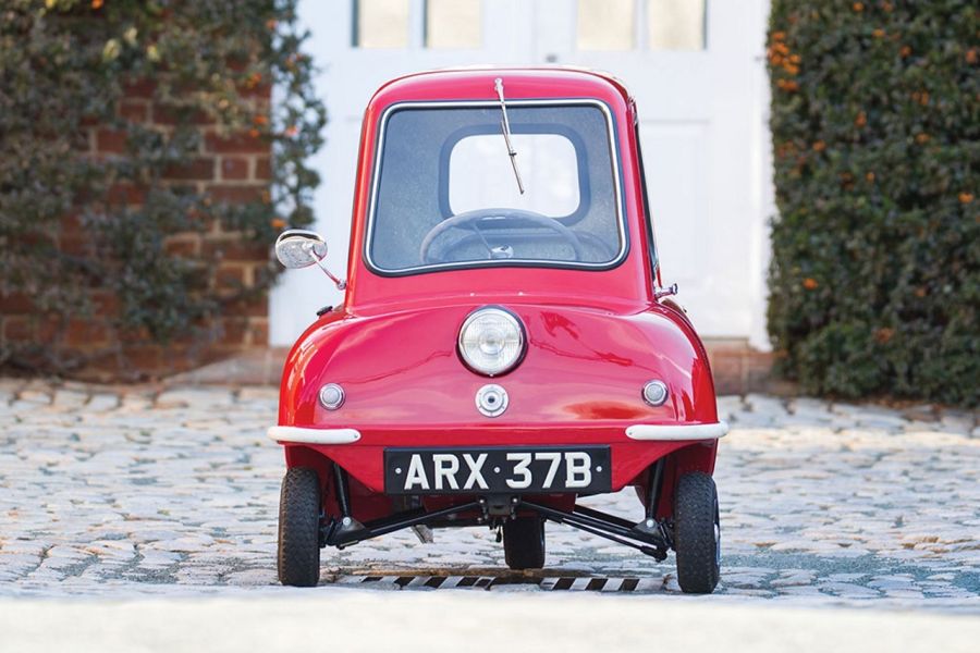 Plus de 150 000 euros pour la plus petite voiture du monde Photo 4 L'argus