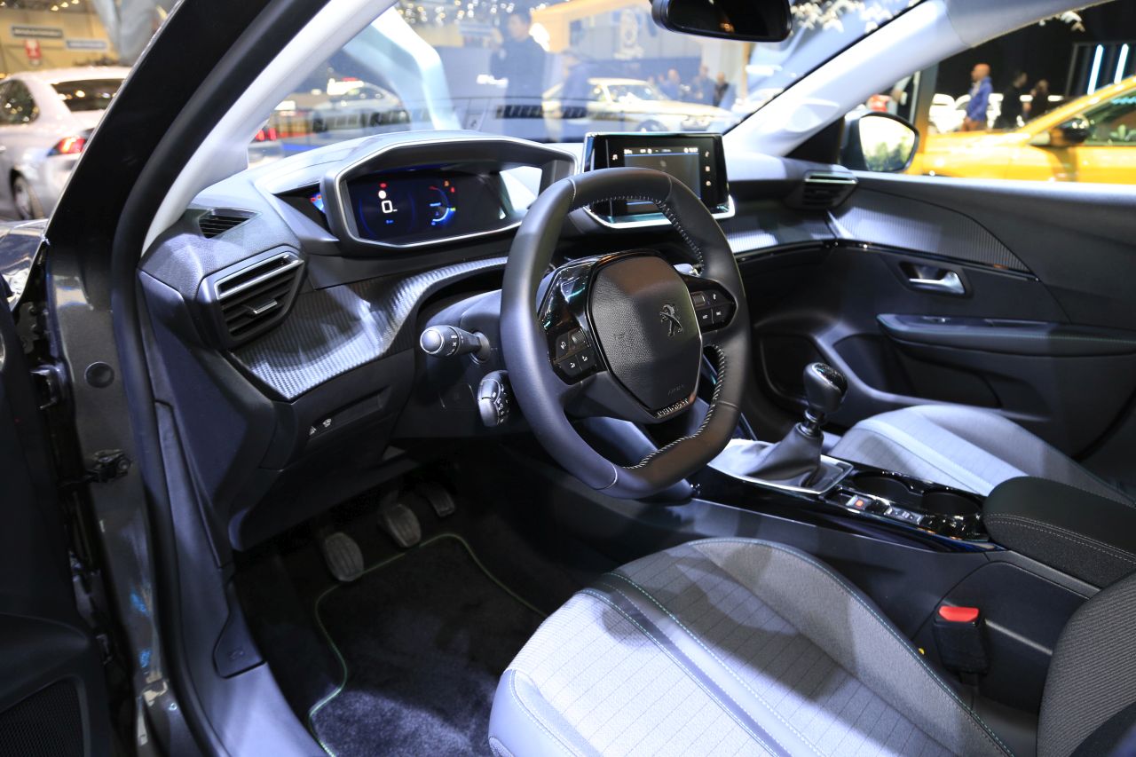 Peugeot 208 Allure (2019) : que vaut la finition milieu de ... Peugeot 208 Allure (2019) : que vaut la finition milieu de ...