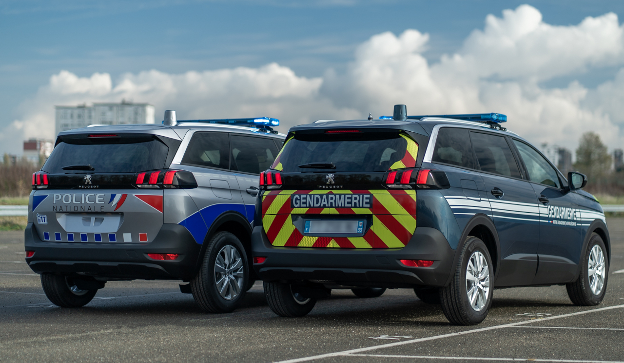 Peugeot 5008 Photos Officielles Des Versions Police Et Gendarmerie