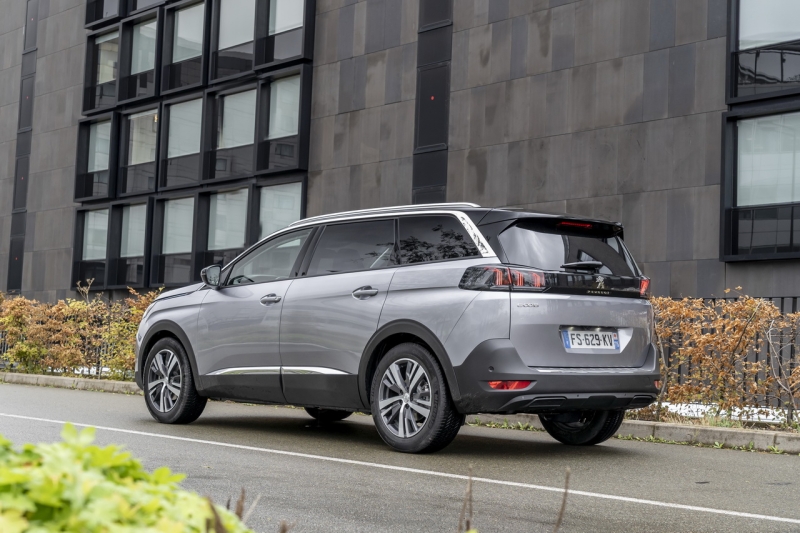 peugeot-5008-restyle-2020-12.jpg