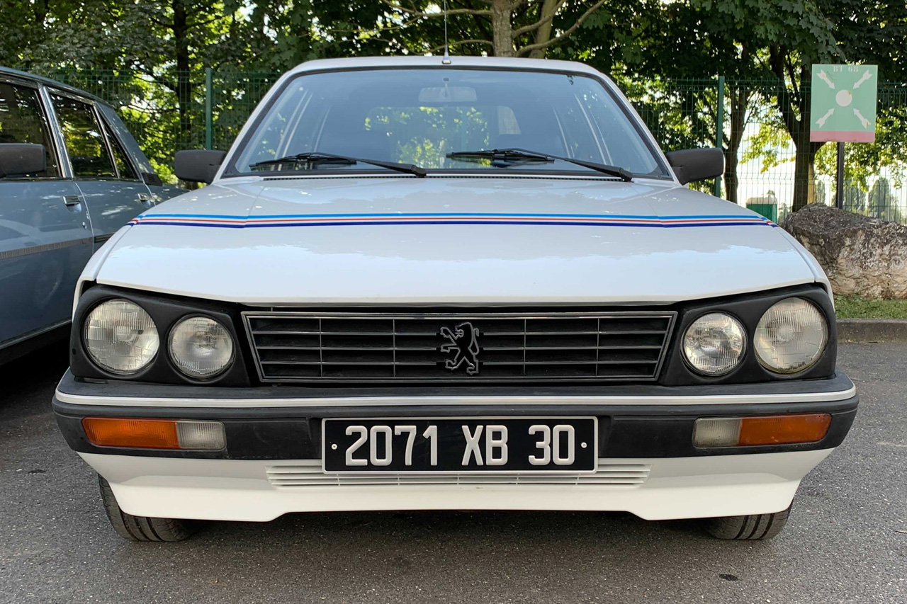 Peugeot 505 GTI bodywork and headlights Exterior Peugeot