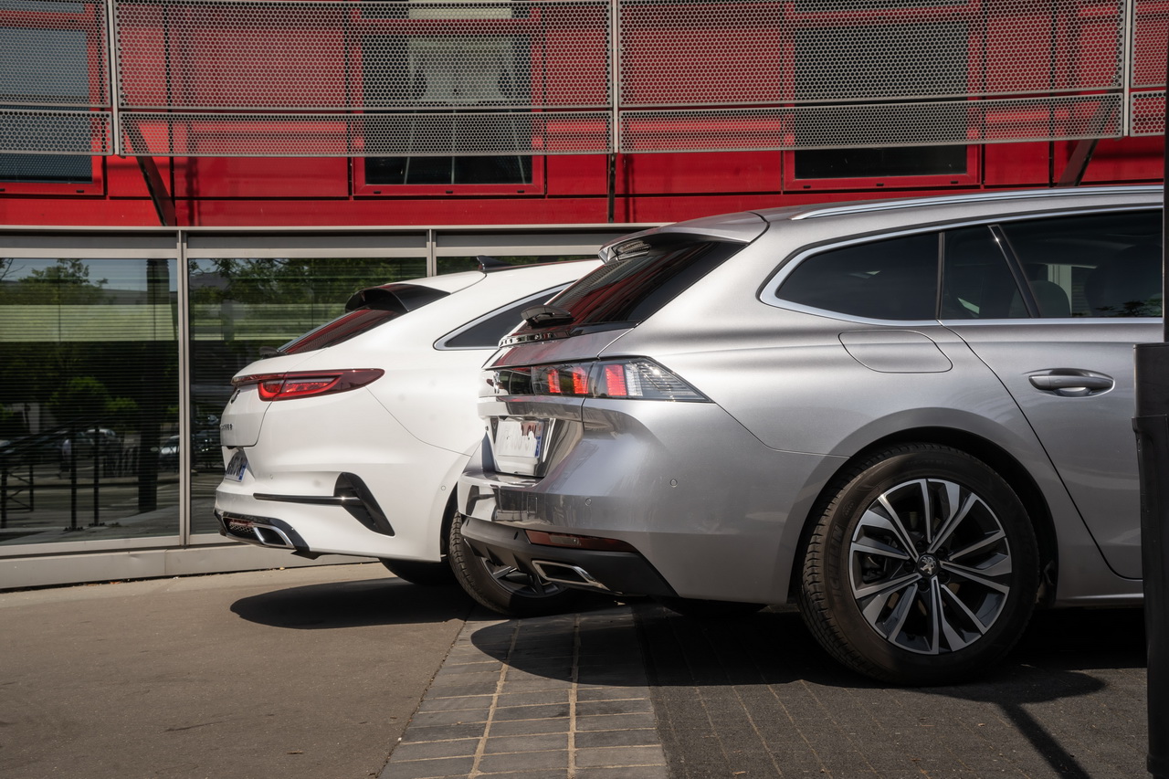Essai Comparatif La Kia Proceed D 233 Fie La Peugeot 508 Sw