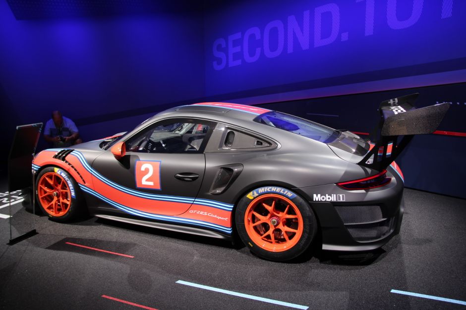 1366x768 Porsche 911 Gt2 Rs Clubsport 2019 4K 6 Images
 High Definition for Laptop and Phone