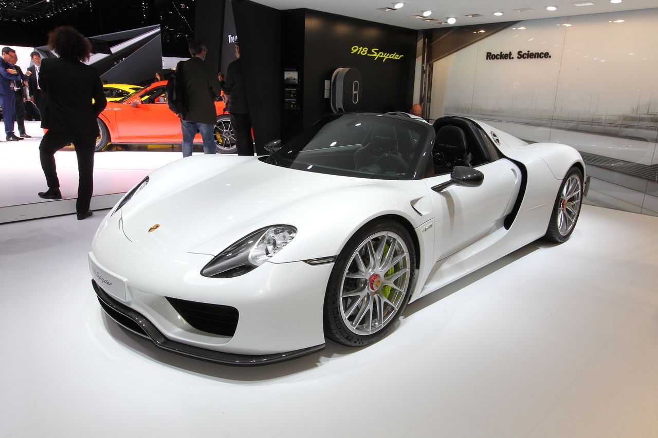 918 Spyder la Porsche la plus chère du salon de Genève 2015 Photo 2 L