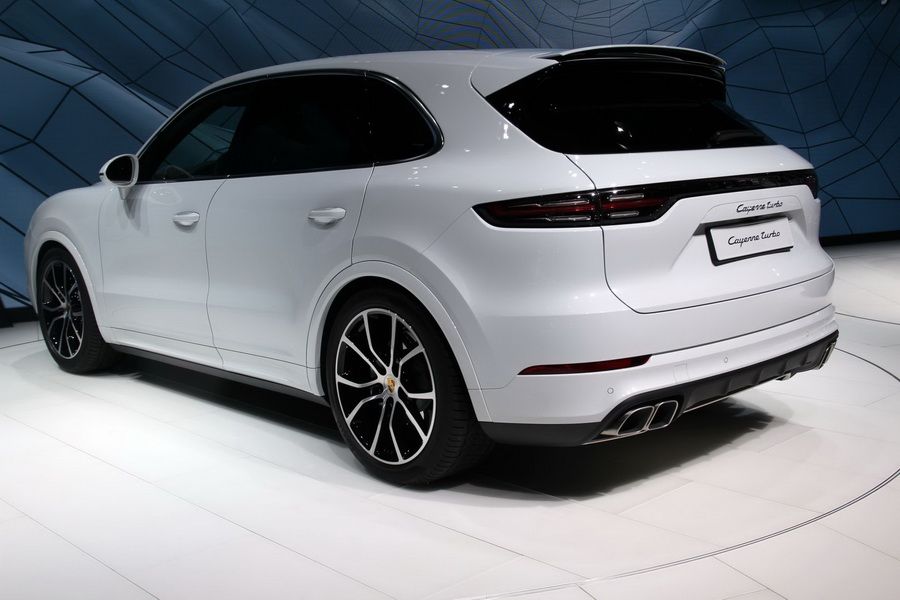 Un Tour De Circuit A Bord Du Nouveau Porsche Cayenne Turbo En Video Photo 4 L Argus