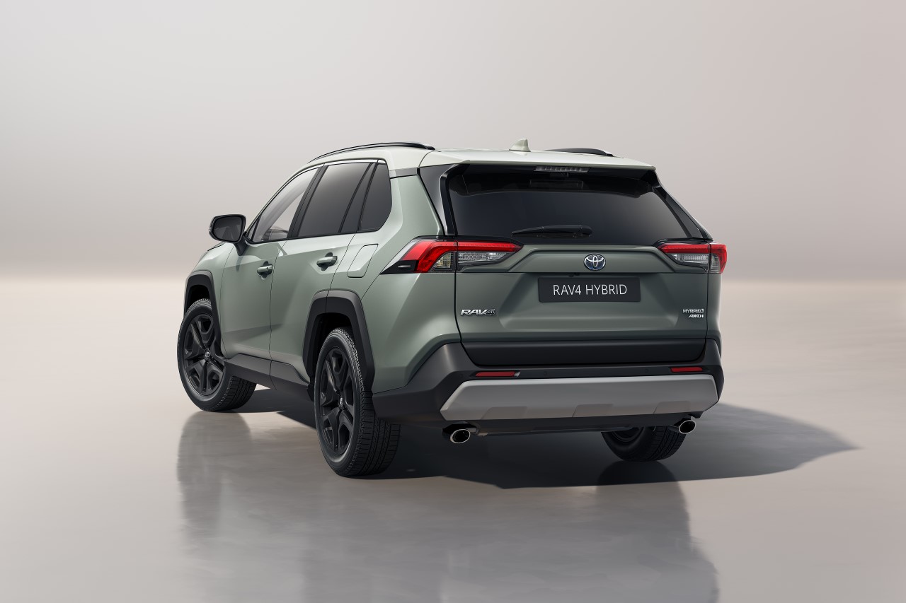 Prix Toyota RAV4 (2022). Une gamme hybride revue à partir de 38 100