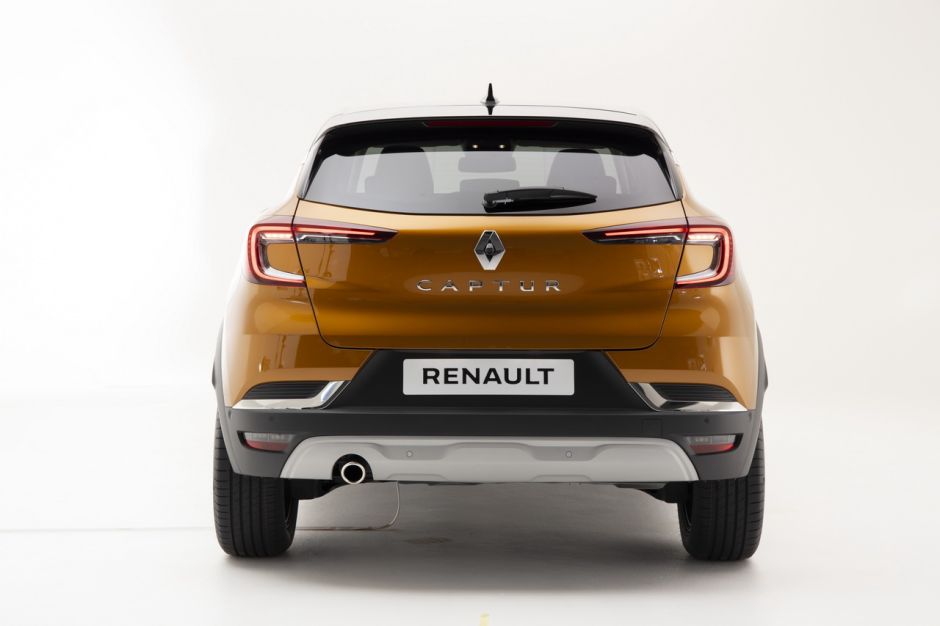 renault-captur-2-2019-01.jpg?width=940&q