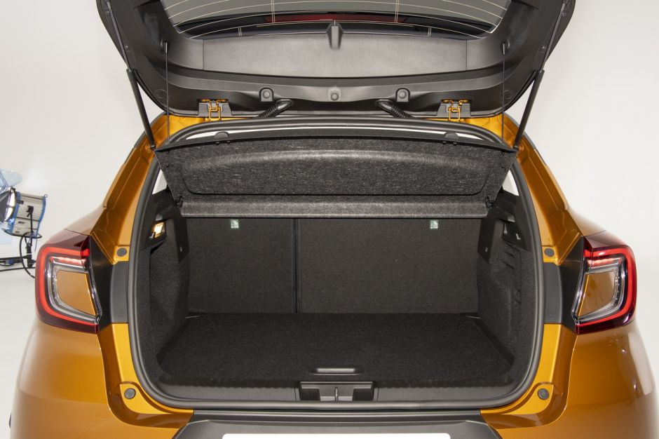 renault-captur-2-2019-09.jpg?width=940&q