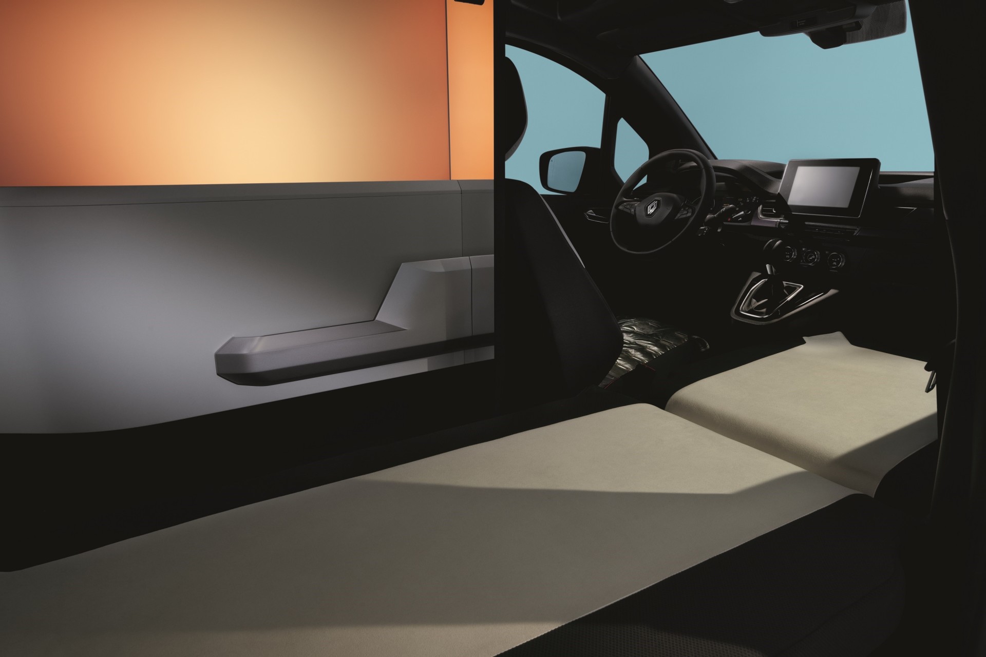 Renault Hippie Caviar Motel Bed