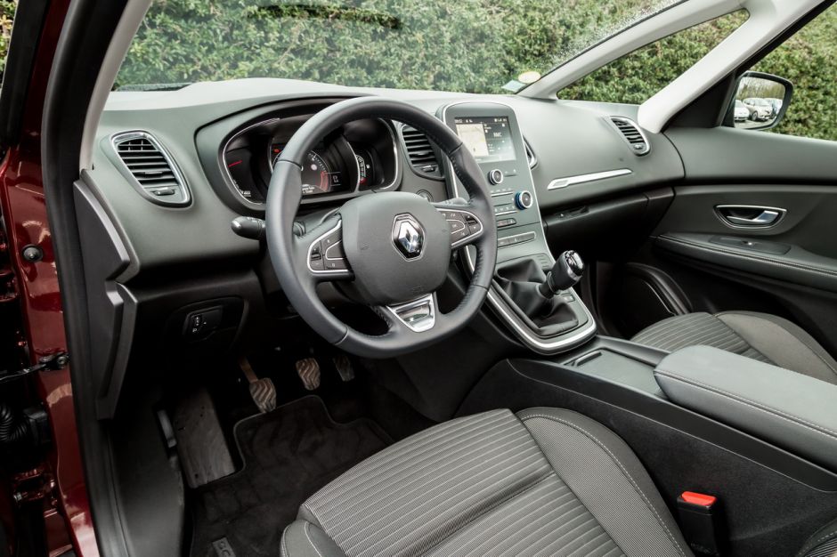 Renault Scenic 1 3 Tce Test