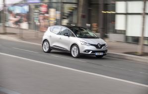 Renault Scénic Zen 2019 action avant droite
