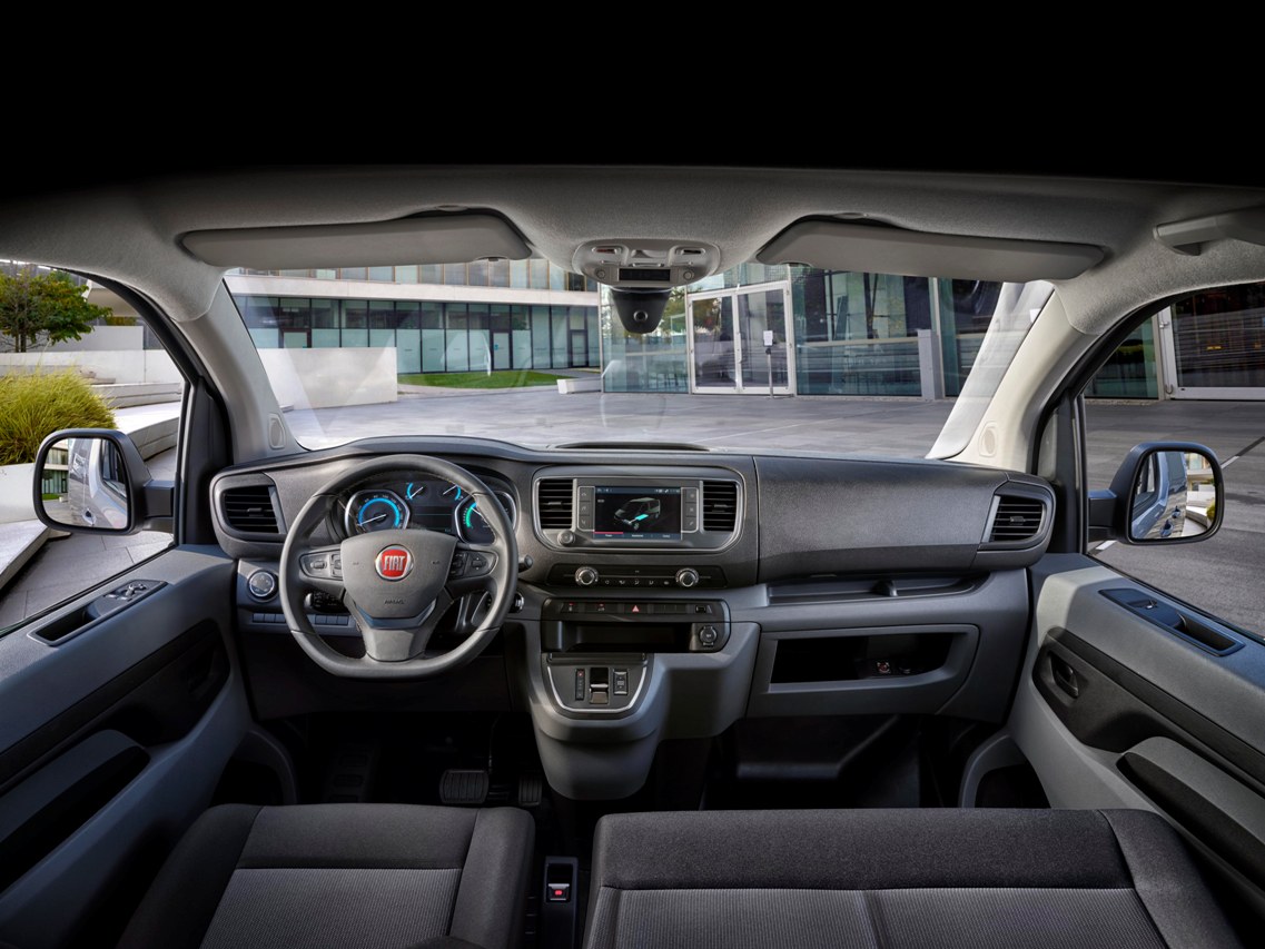 interior fiat scudo 2022