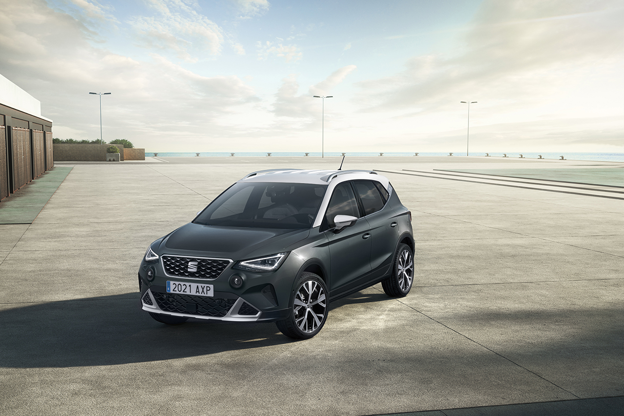 Price Seat Arona has been redesigned (2021). The modern SUV starts at €