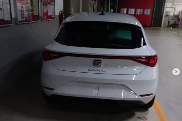 Nouvelle Seat Leon 2020 Les Premieres Photos Ont Fuite