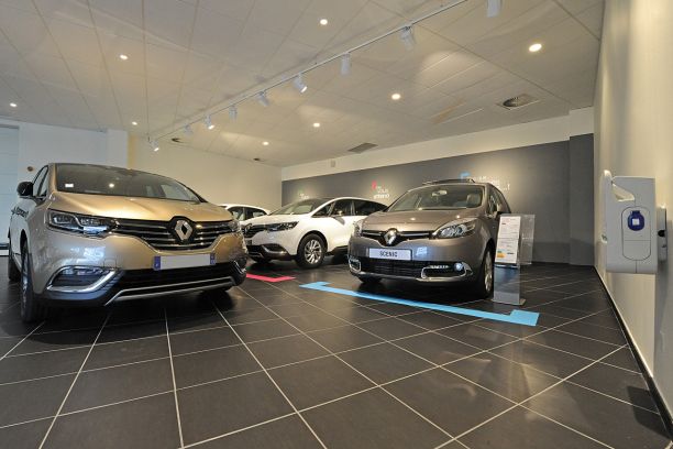 Confinement Peut On Encore Acheter Une Voiture Neuve Ou D Occasion