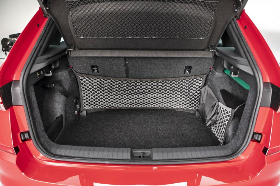 skoda-kamiq-43.jpg?width=940&quality=80
