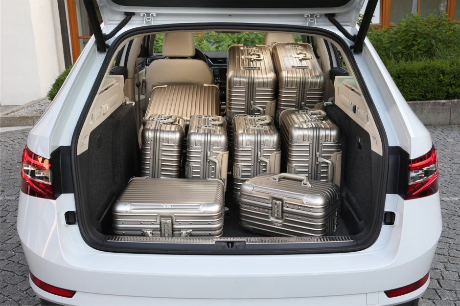 Essai Nouvelle Skoda Superb Combi 2015 L Elegant Cargo Photo