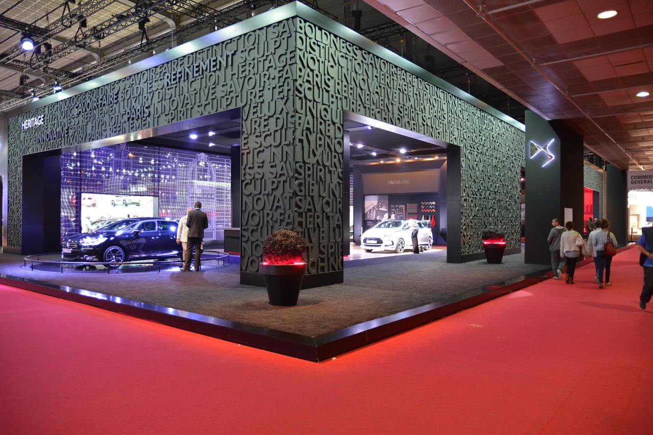 Top 10 des plus beaux stands du Mondial de l'automobile 2014 Photo