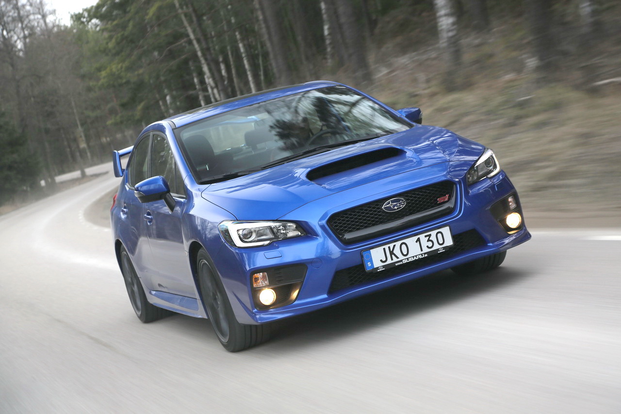voiture télécommandée subaru