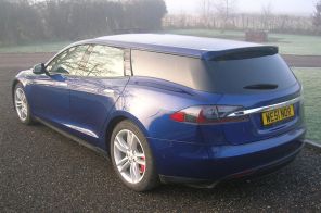 Tesla Model S Shooting Brake vue arrière bleue QWest Norfolk
