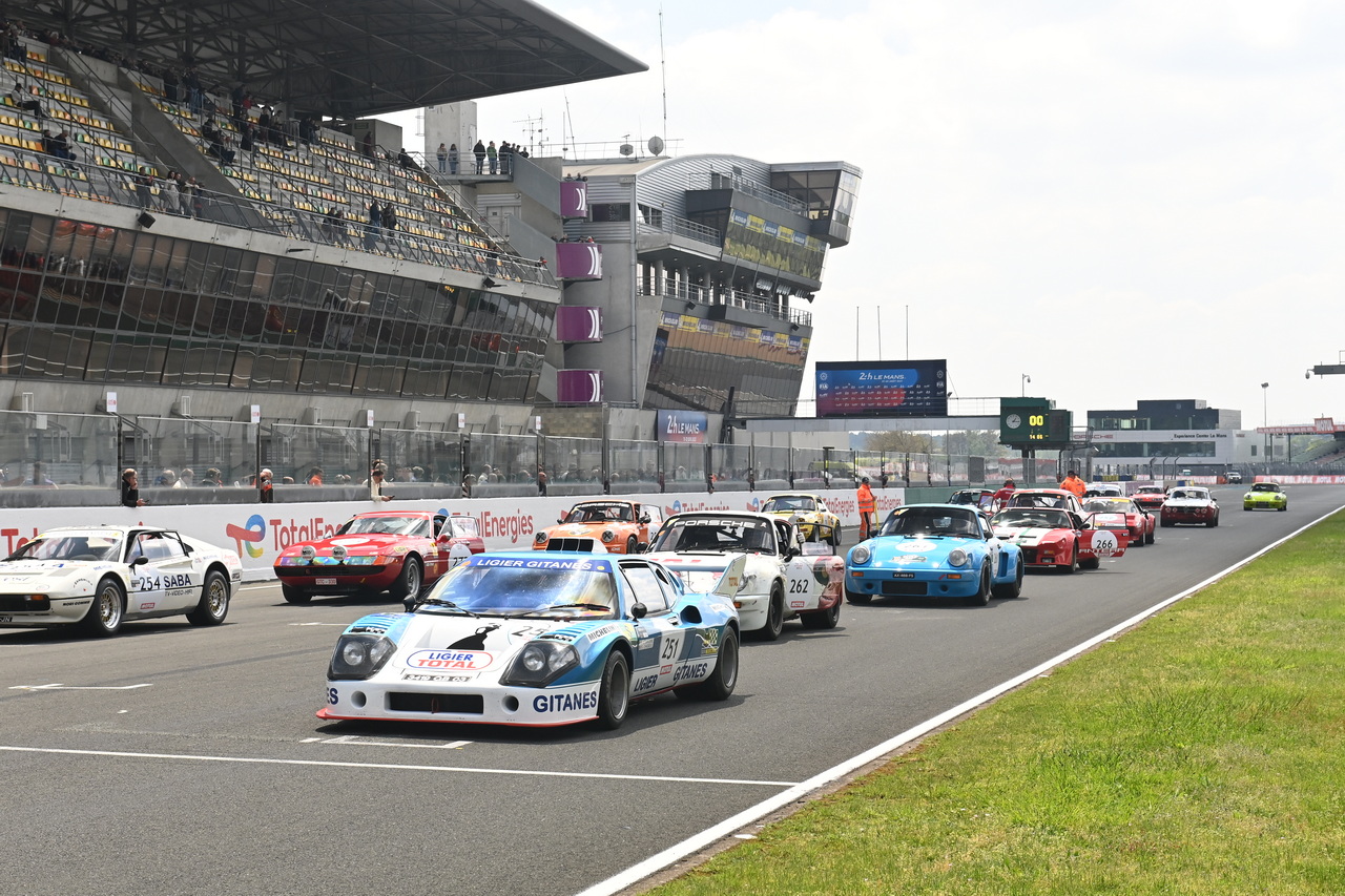 Tour Auto 2022 Le Mans Bugatti