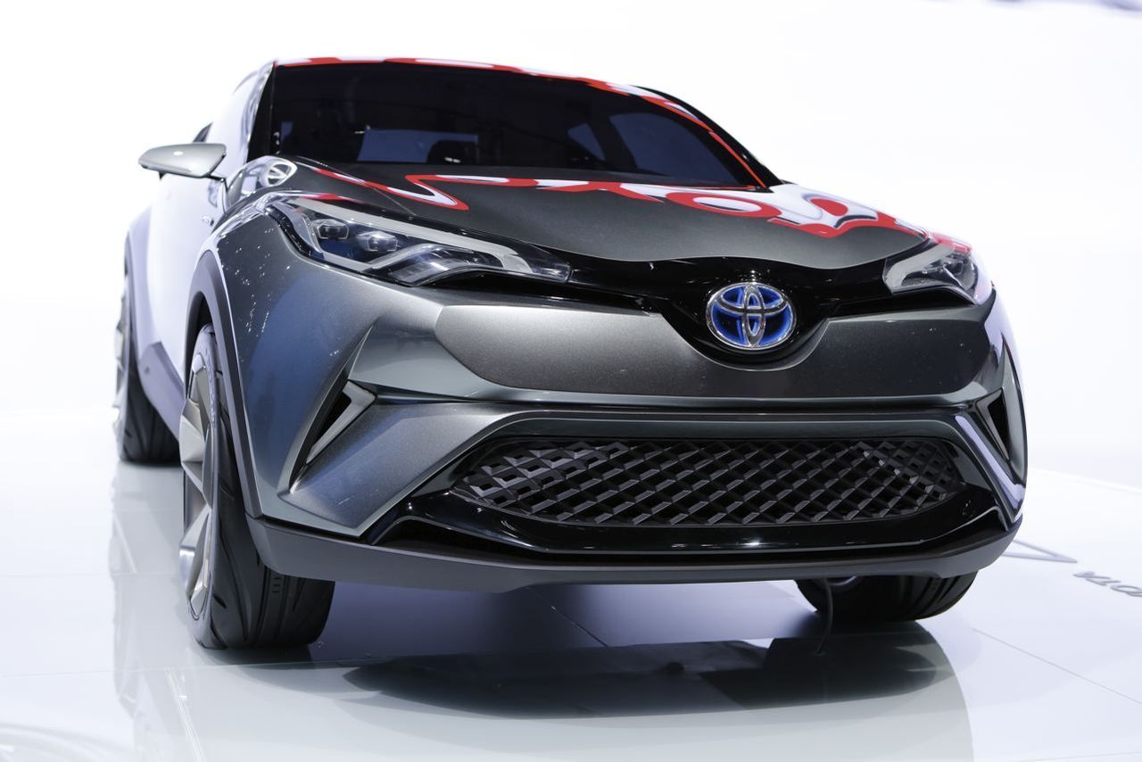 Toyota C-HR concept : entre Captur et Qashqai - Photo #25 ...