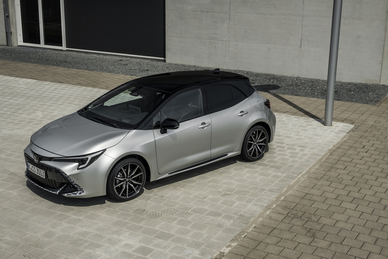 toyota corolla hybrid gr sport 2023