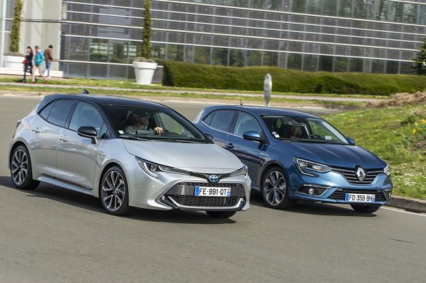 Voiture Hybride Comparatif >> Comparatif La Toyota Corolla Hybride Defie La Renault Megane 1 3 Voiture Hybride Comparatif >> Comparatif La Toyota Corolla Hybride Defie La Renault Megane 1 3