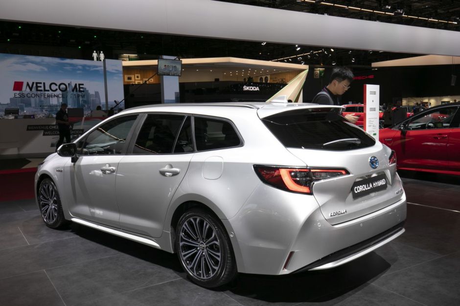 Toyota Corolla (2019). Prix et équipements de la berline ... Toyota Corolla (2019). Prix et équipements de la berline ...
