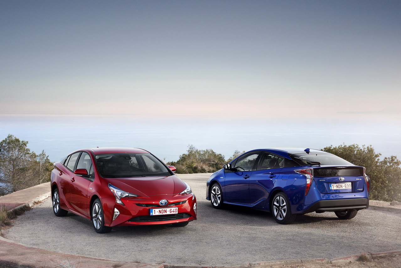 toyota-prius-2016-hybrid-bleu-prix-1.jpg