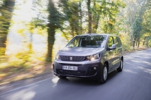 Dans le Partner 2018, la personnalisation Peugeot est nette, grâce au e-cockpit, son volant compact et son instrumentation en hauteur.
