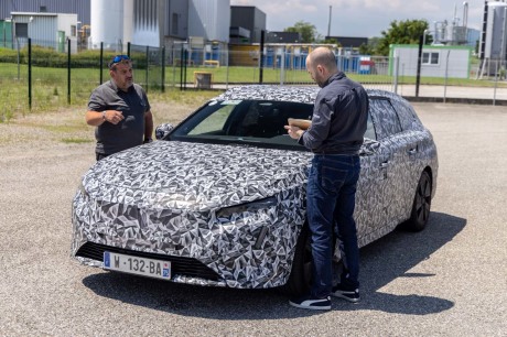 peugeot 308 sw prototypes 2021 P52