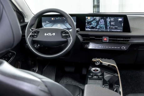 kia ev6 compteurs et ecran multimedia 12,3''