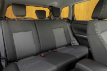Suzuki Virata 1.0 Boosterjet Allgrip 2019 : Statique intÃÆÃâÃâérieur places arriÃÆÃâÃâŠÃ¡re.